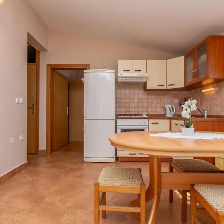 Apartment Lovely In With Kitchen *